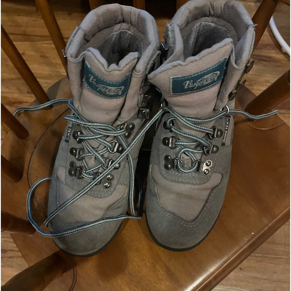 Vasque 7567 Gore-Tex Hiking Boots Lace Up Gray Tan Suede Men's Size 6.5.
